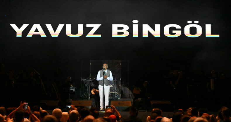 Yavuz Bingöl Kuruçeşme’de konser verdi