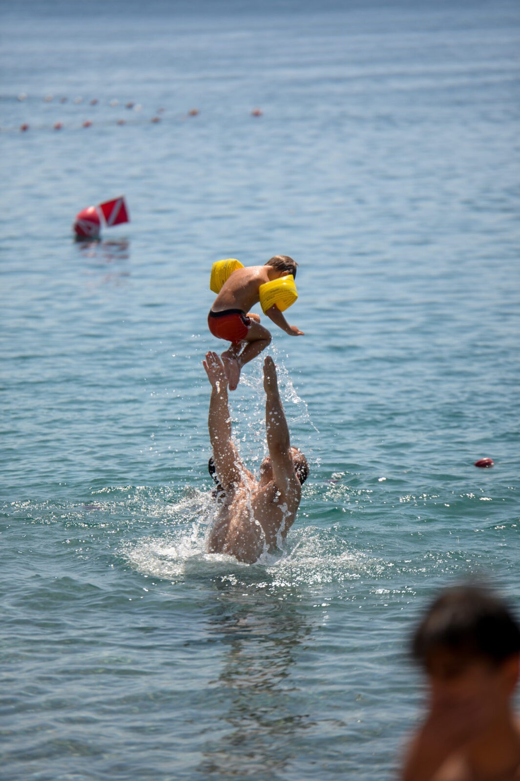 Antalya'da sıcak bunaltıyor 18 AA 20230723 31745202 31745195 ANTALYADA SICAK HAVA BUNALTIYOR scaled