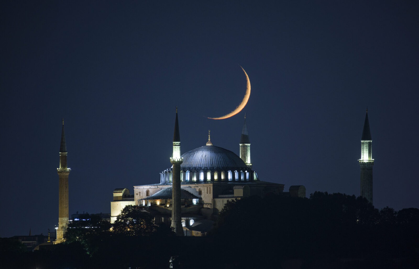 Ayasofya'nın ibadete açılışının 3. yılı 15 AA 20230724 31750334 31750333 FETHIN SEMBOLUNUN YENIDEN IBADETE ACILMASININ UZERINDEN 3 YIL GECTI scaled