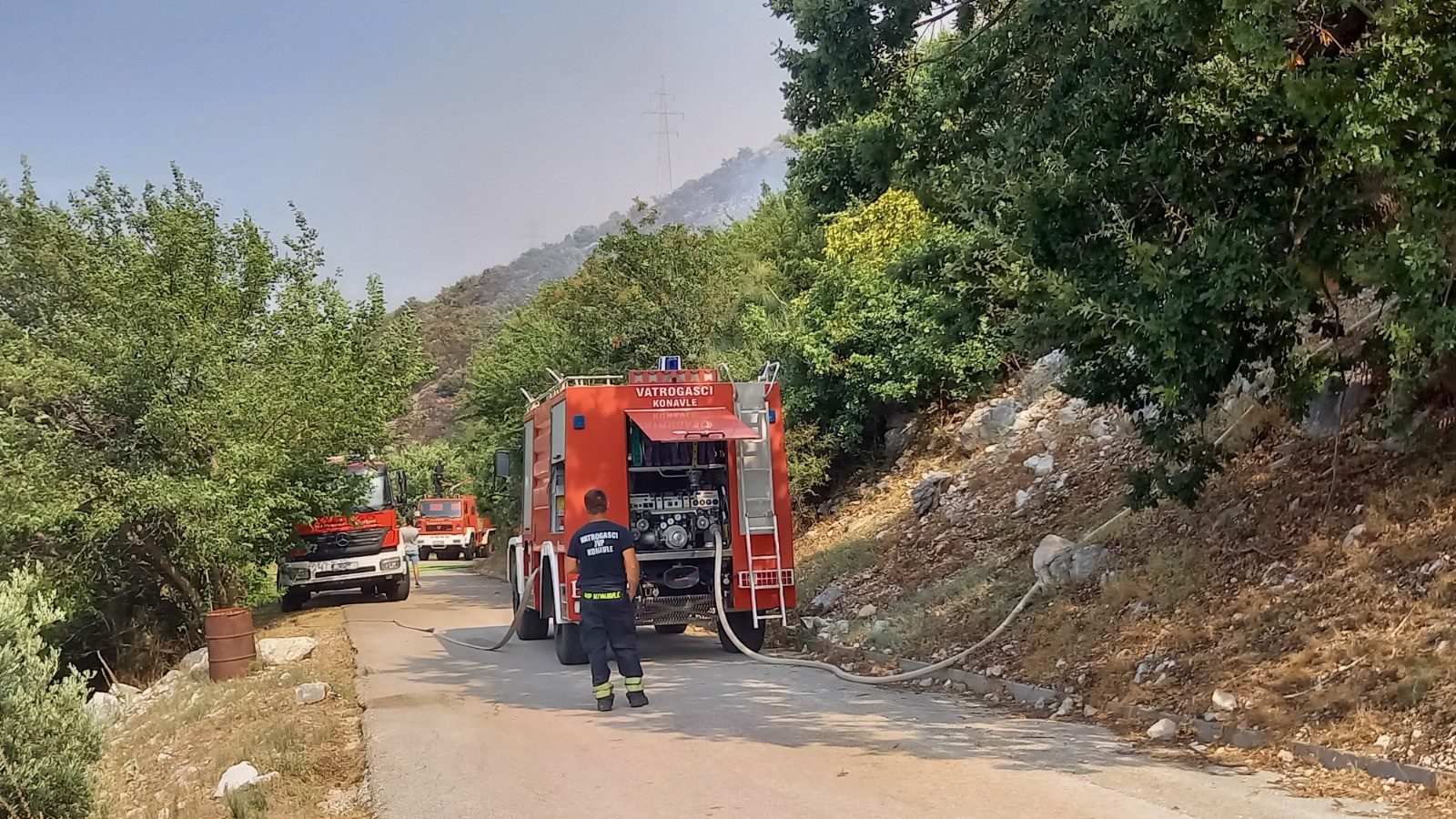 Hırvatistan'da orman yangınları ile mücadele ediyor 6 AA 20230726 31768839 31768835 HIRVATISTANDA ORMAN YANGINLARINI SONDURME CALISMALARI SURUYOR