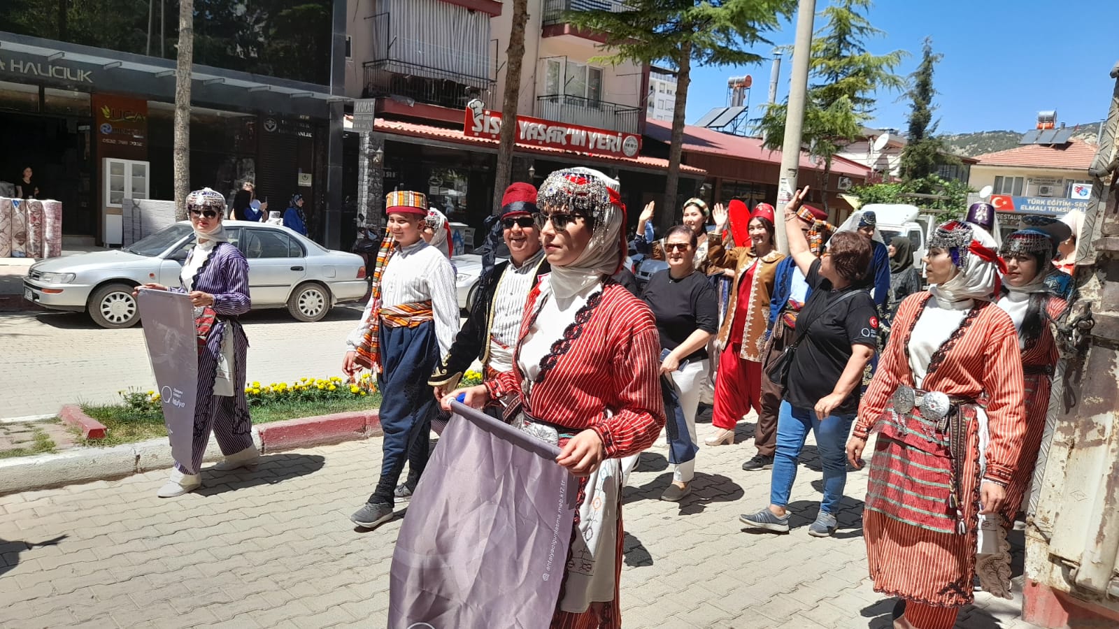 Antalya'da "Domates Festivali" başladı 15 AA 20230728 31792486 31792475 ANTALYADA ESKIHISAR KOYU DOMATES FESTIVALI BASLADI