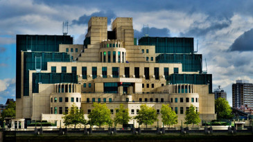 MI6 Başkanı Moore’dan, Rusya-Ukrayna çağrısı