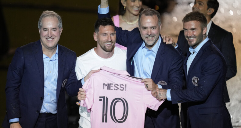 ”Messi çılgınlığı” bir bilet 110 bin dolar!