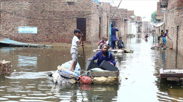 Pakistan’da muson yağmurları nedeniyle 13 kişi hayatını kaybetti