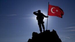 Pençe-Kilit Harekatı bölgesinde bir asker şehit oldu