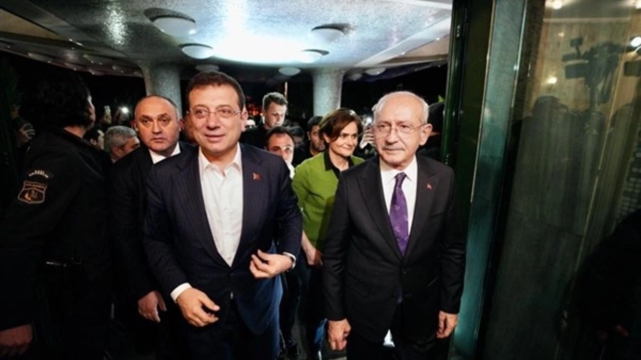 Kılıçdaroğlu, İmamoğlu'na "Kararını ver. Belediye başkan adayı mısın, değil misin? 14 1671087094 kilicdaroglu 16 milyon seni kucakliyor 322704