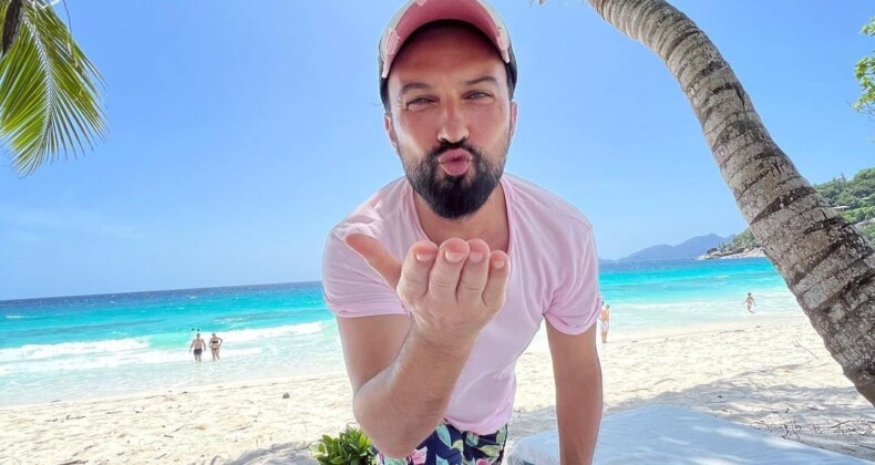 Tarkan’dan romantik paylaşım!