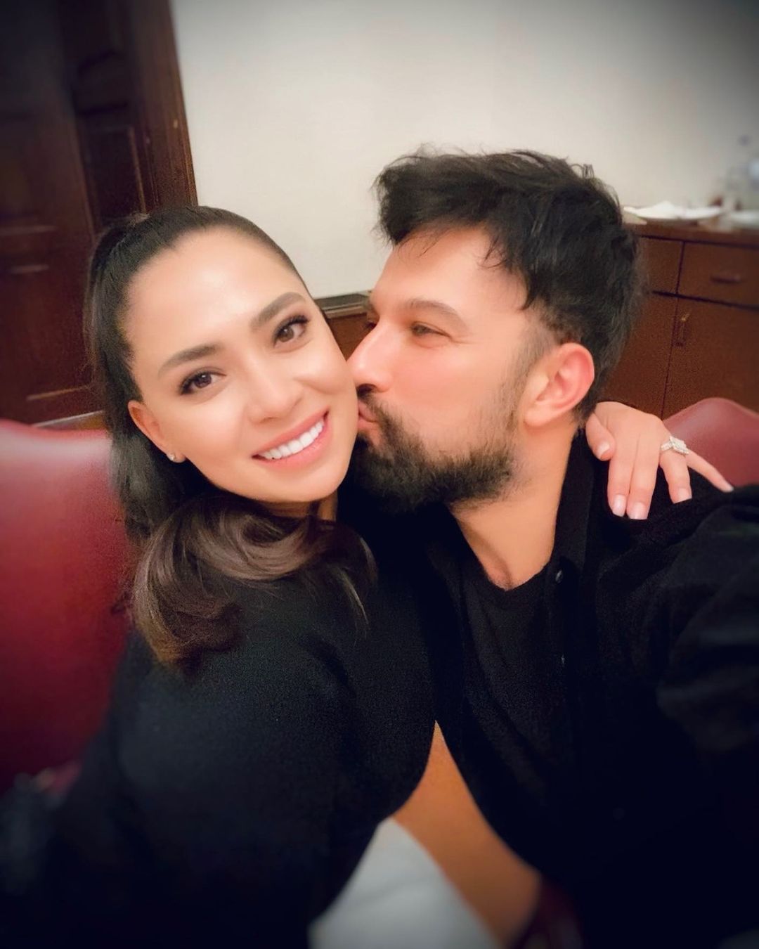 Tarkan'dan romantik paylaşım! 12 358007706 650066730366543 7347903509859052591 n