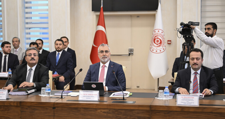 Hükümetin memurlara ilk zam teklifi! Memur-Sen’den ilk tepki!