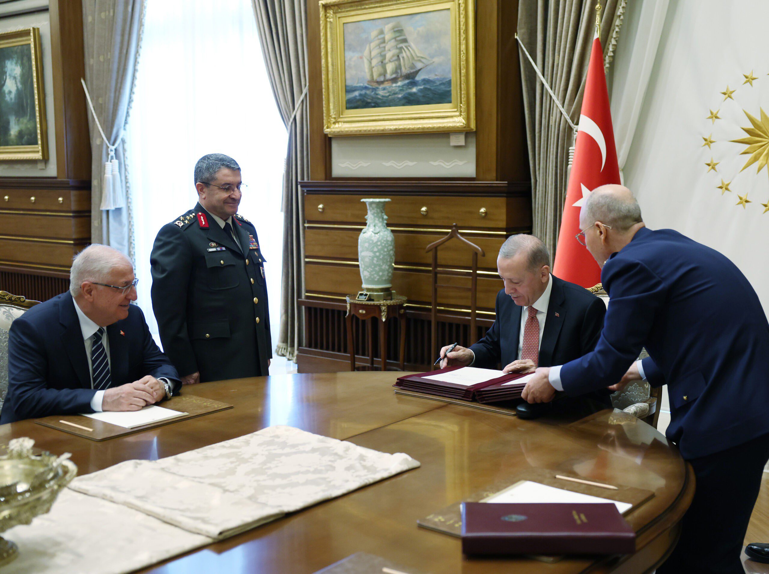 YAŞ kararları açıklandı! İşte yeni Genelkurmay Başkanı 7 AA 20230803 31831532 31831528 CUMHURBASKANI RECEP TAYYIP ERDOGAN scaled
