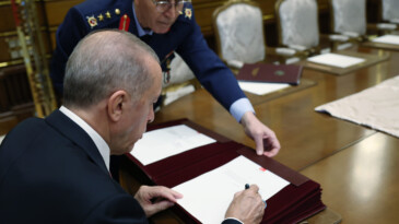 Erdoğan YAŞ kararlarını imzaladı. TSK’da bir ilk gerçekleşti!