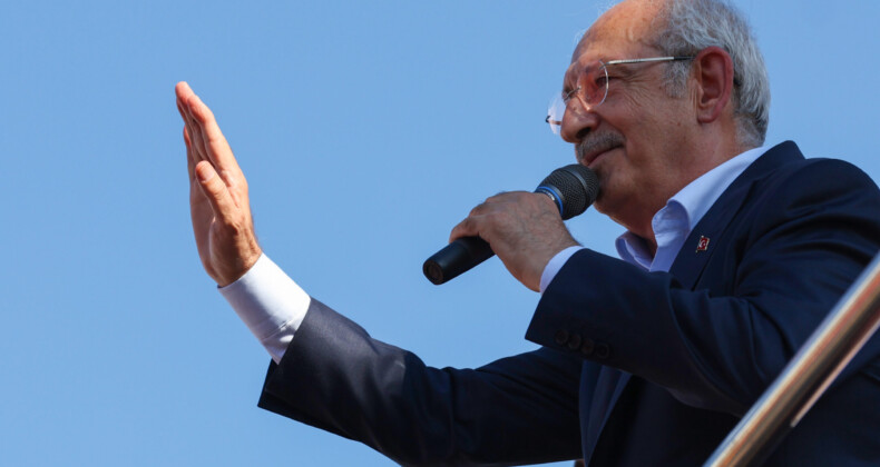 Kılıçdaroğlu’dan muhteşem geri dönüş! İlk miting gafla başladı