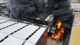 Tekirdağ’da kimya fabrikasında yangın! Patlamalar devam ediyor!