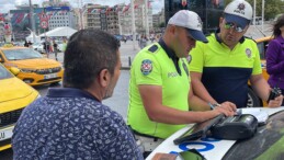 İstanbul’da taksi denetimi yapıldı! Yolcu seçenlere para cezası yazıldı