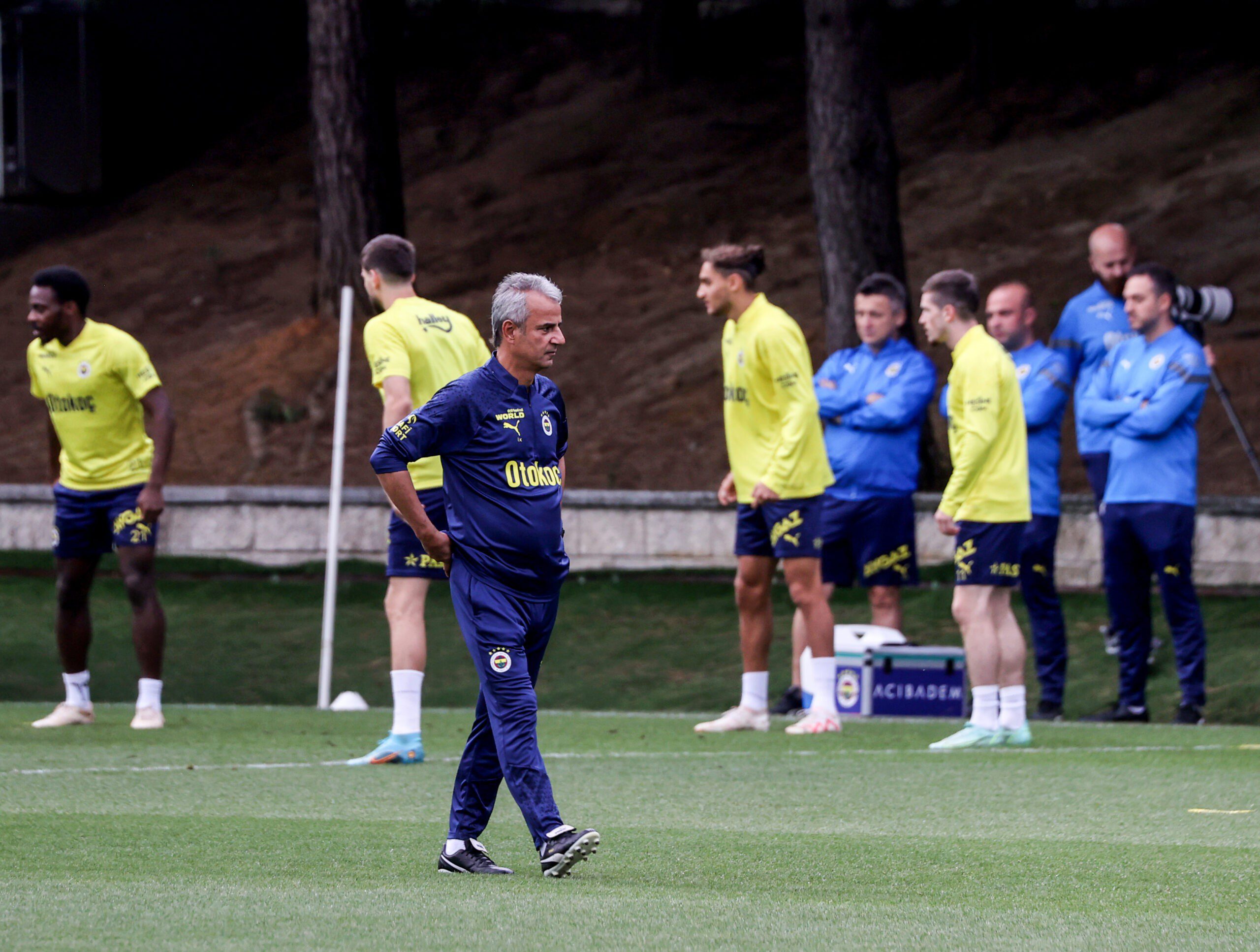 Fenerbahçe'de gündem kaleci transferi! 5 AA 20230809 31884847 31884845 FENERBAHCEMARIBOR MACINA DOGRU scaled