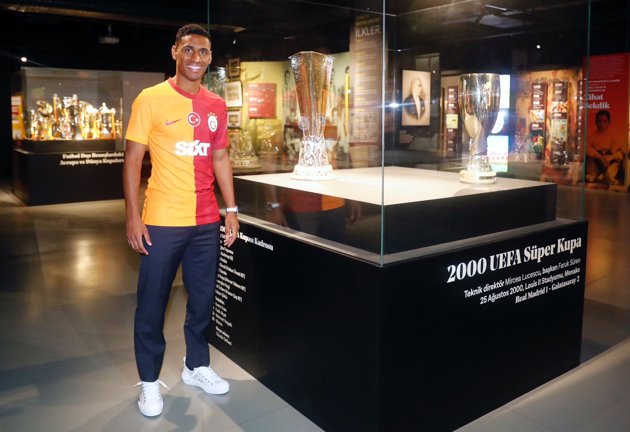 Galatasaray'ı FIFA'ya şikayet ettiler! 7 AA 20230810 31892449 31892447 GALATASARAY BREZILYALI FUTBOLCU TETE ILE ANLASMA SAGLANDIGINI DUYURDU