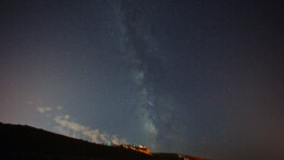 Meteor yağmuru izlemek için rasathaneye geldiler
