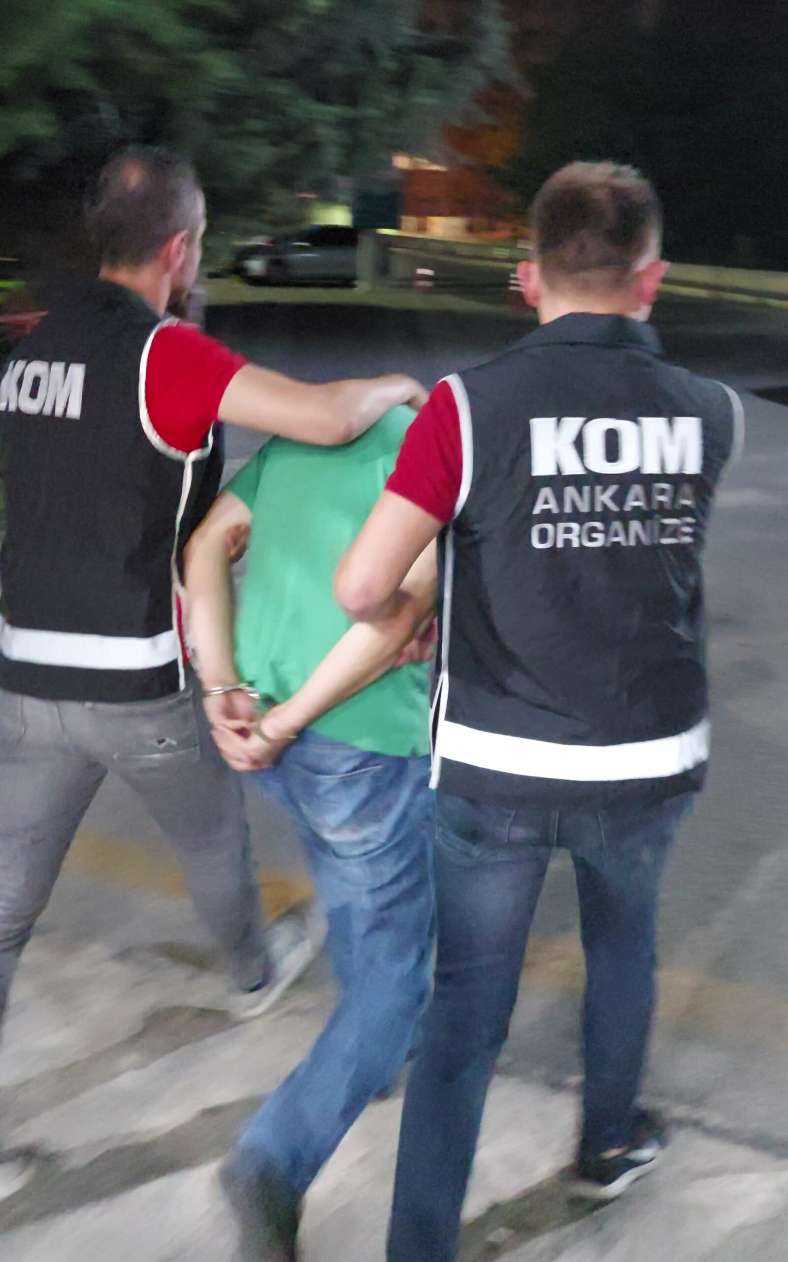FETÖ'nün kritik isimi yakanladı! 6 AA 20230812 31901738 31901736 FETO FIRARISI HAKIM YAKALANDI scaled