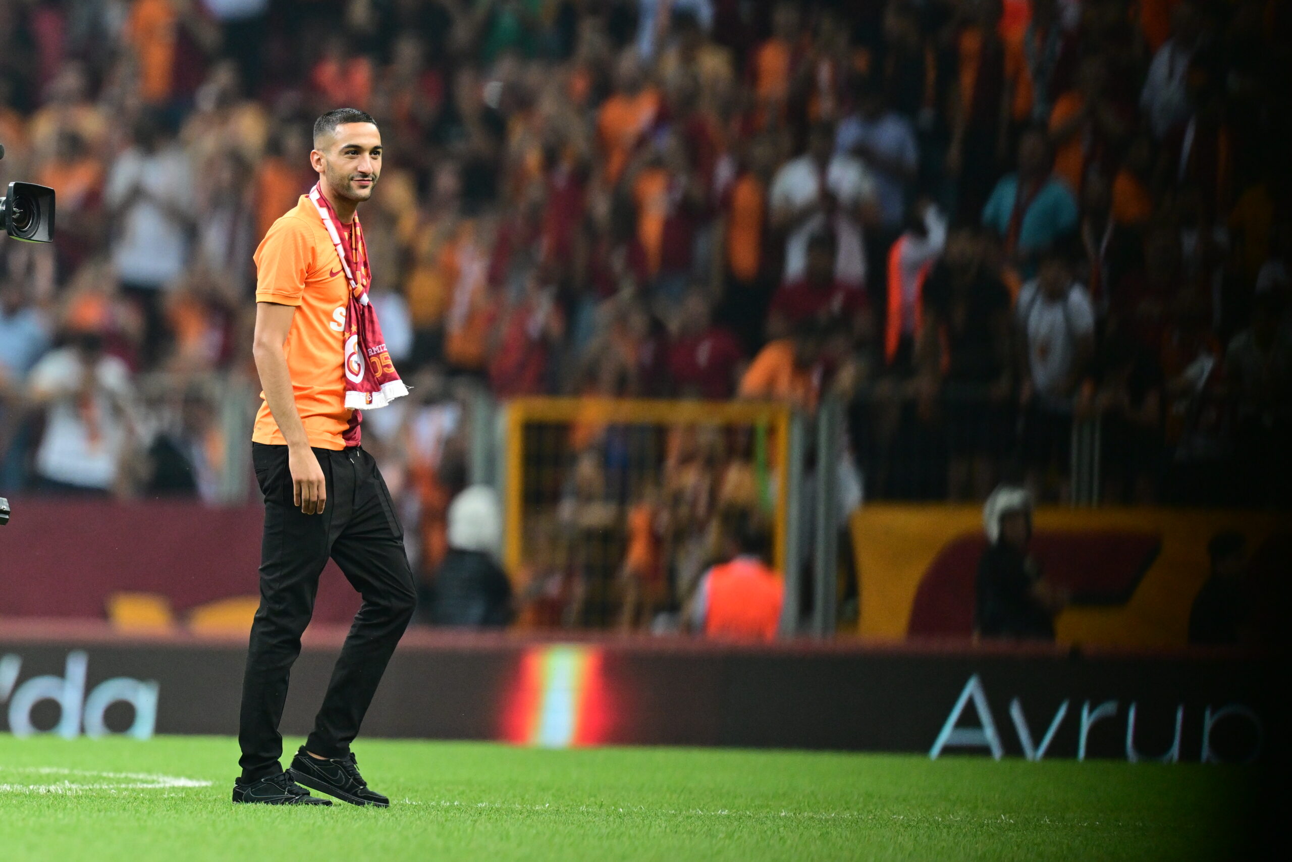 Galatasaray Ziyech transferini açıkladı görenler inanamadı! 23 AA 20230819 31953732 31953729 GALATASARAY TRABZONSPOR scaled