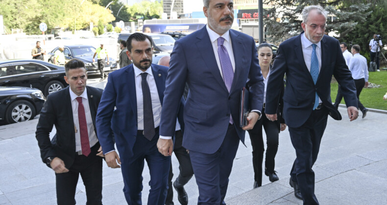 Fidan-Lavrov: Tahıl Koridoru Krizinde Kritik Buluşma!