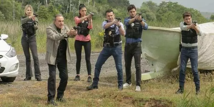 Arka Sokaklar dizisi 18. sezonuyla ekrana dönüyor! İlk fragman yayınlandı! 6 arka sokaklardan bomba gelisme bitti deniliyordu ancak geri donuyor 1679217419 2908 w750 h375