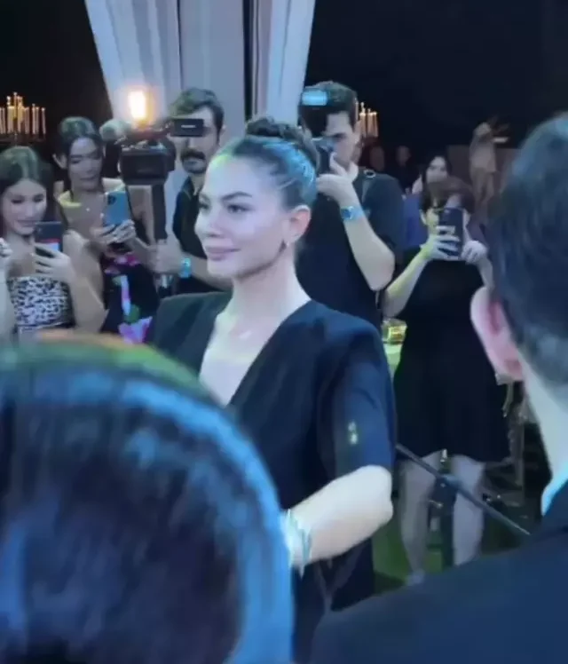 Demet Özdemir Dansıyla Sosyal Medyayı Salladı! 13 demet1 e1693486481136