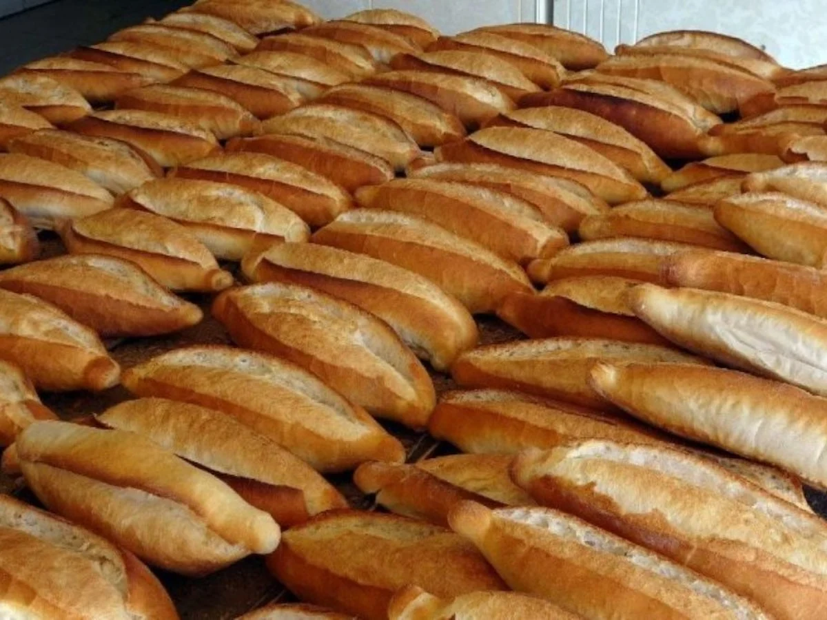 İstanbul'da ekmek zamlandı! 3 ekmekk