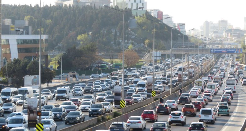 İstanbul’da pazar günü bazı yollar trafiğe kapatılacak