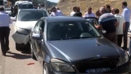 Kılıçdaroğlu’nun konvoyunda trafik kazası! Yaralılar var!