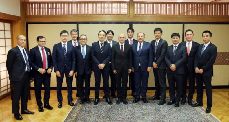 Mehmet Şimşek, Japon şirket temsilcileri ile buluştu