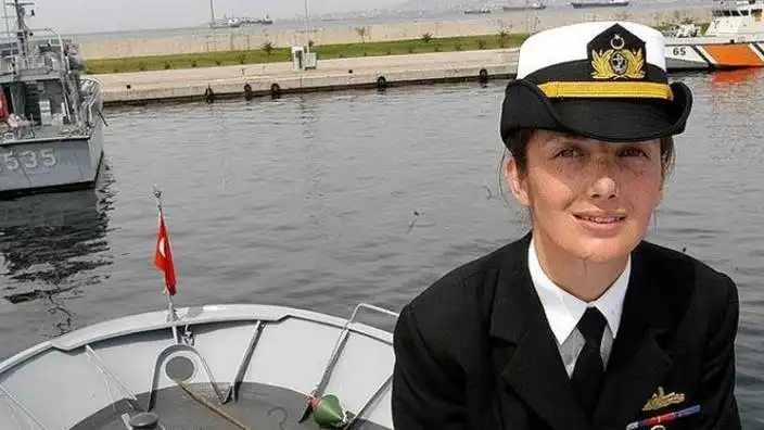 Türkiye'nin ilk kadın amirali... Gökçen Fırat'ın yeni görevi belli oldu 3 odatv image 103 3149c68da8004c