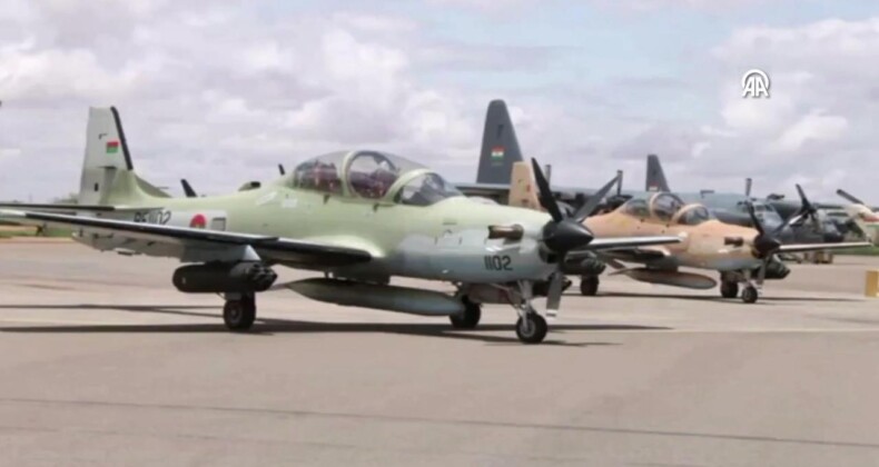 ‘Super Tucano’ savaş uçakları havaandı… Nijer’e askeri operasyon için geri sayım