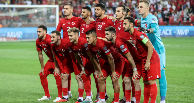Milli Takım’da İki Futbolcu Kadrodan Çıkarıldı!