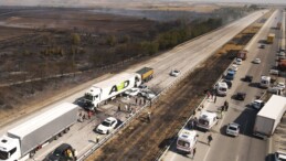 Edirne’de 12 Araçlık Zincirleme Kaza: 2 Ölü, 35 Yaralı!