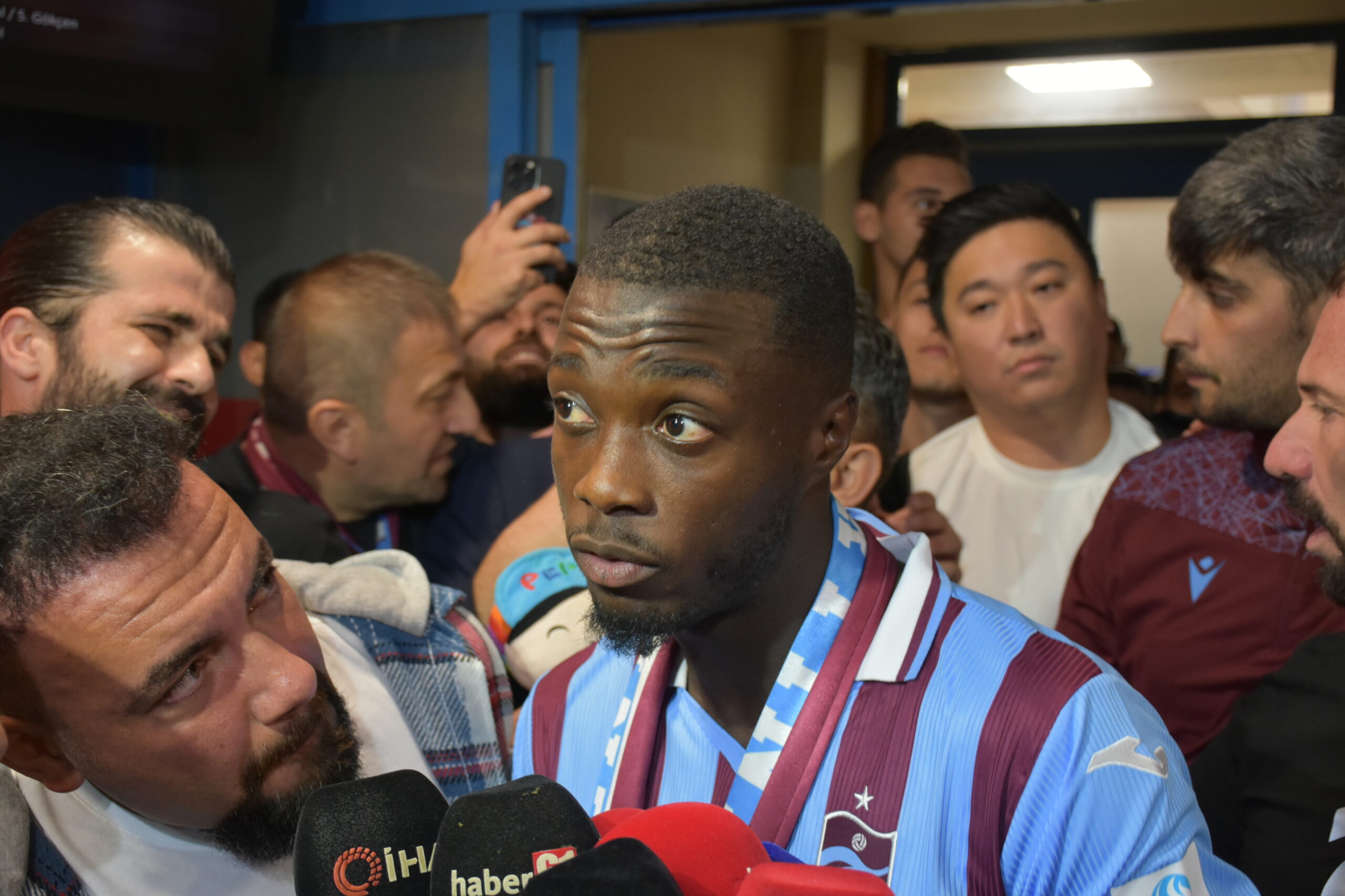 Pepe Trabzon'da: Bize Her Yer Trabzon! 3 AA 20230910 32120173 32120168 TRABZONSPORUN YENI TRANSFERI NICOLAS PEPE TRABZONA GELDI scaled