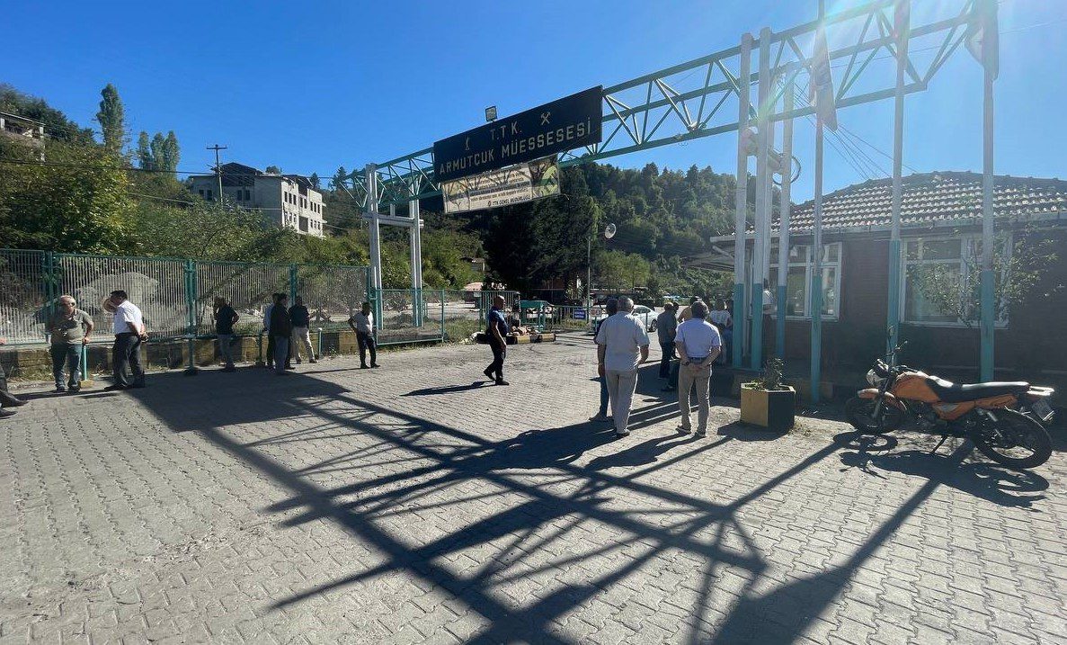 Zonguldak'ta Maden Göçüğü: 1 Ölü, 6 Yaralı 1 AA 20230913 32140534 32140532 ZONGULDAKTA MADEN OCAGINDA GOCUK MEYDANA GELDI