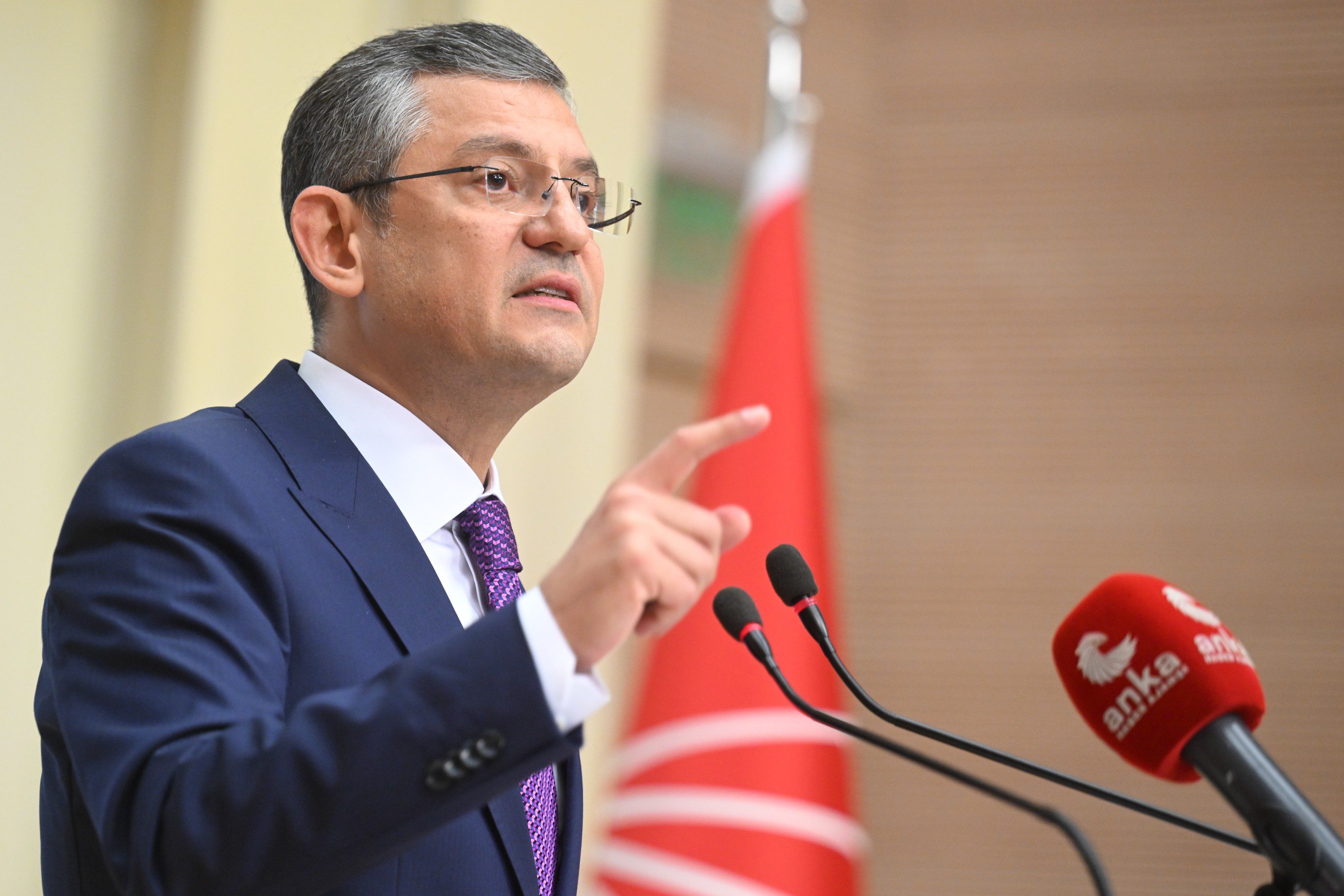 Özgür Özel CHP Genel Başkanlığı için Adaylığını Duyurdu 4 AA 20230915 32156092 32156090 CHP GRUP BASKANI OZEL GENEL BASKANLIGA ADAYLIGINI ACIKLADI