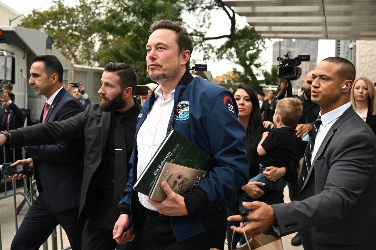 Cumhurbaşkanı Erdoğan Elon Musk'ı Kabul Etti 3 AA 20230917 32176821 32176811 TESLA VE SPACEXIN UST YONETICISI CEO ELON MUSK