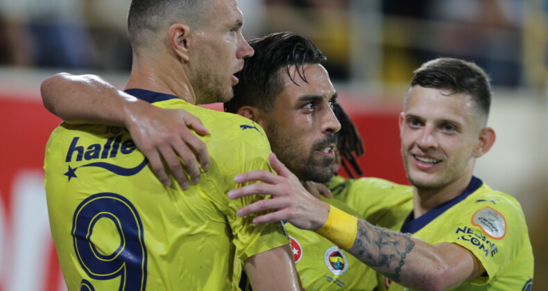 Fenerbahçe, Alanya Deplasmanında Liderliğini Korudu!