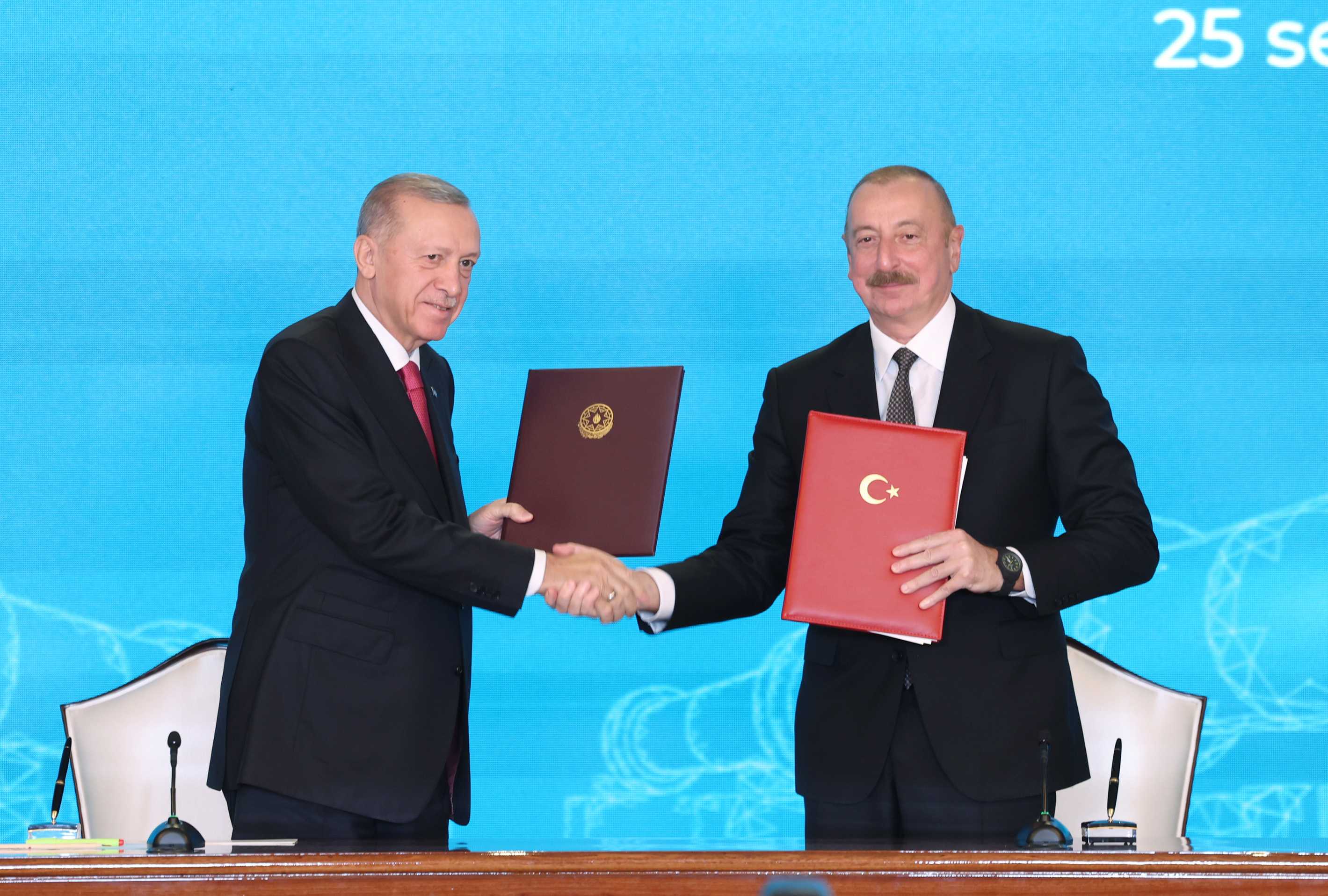 Cumhurbaşkanı Erdoğan Nahçıvan Dönüşü Önemli Açıklamalar Yaptı 1 F64Kbu3XAAA7ONV