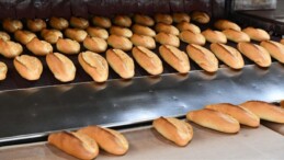 Ankara Halk Ekmek’te Skandal! Önce Bakteri, Şimdi de Cam İddiası