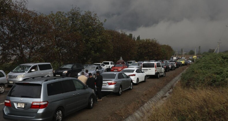 Azerbaycan, Karabağ’da Yaşayan Ermenileri Kayıt Altına Alacak