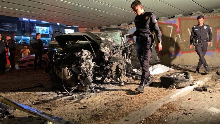 Bahçelievler'de Korkunç Kaza: 4 Ölü 2 bahcelievlerde korkunc kaza 4 olu 2