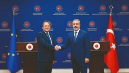 Hakan Fidan: “Deyrizor’daki Çatışmalar Sadece Bir Başlangıç”