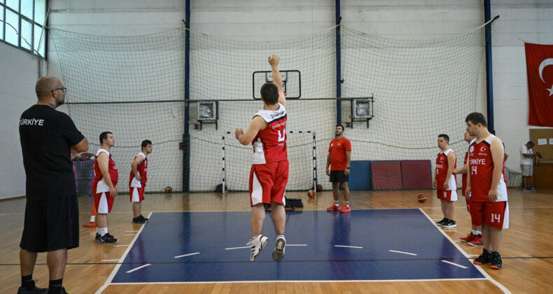 Down Sendromlu Milli Basketbol Takımı Avrupa Şampiyonası’nda Zafer Peşinde