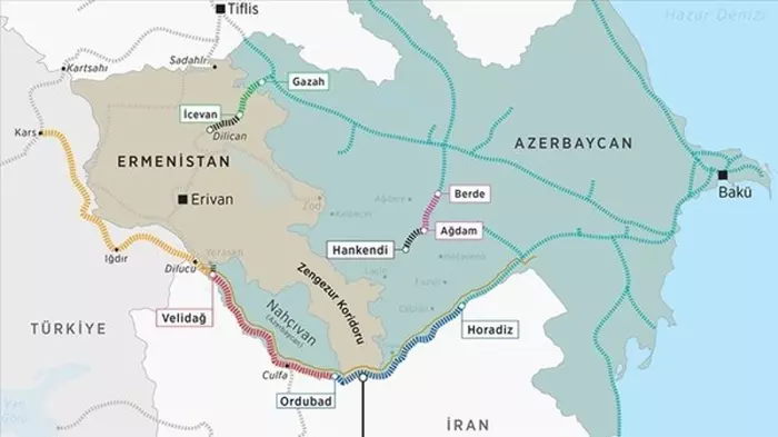 Cumhurbaşkanı Erdoğan Nahçıvan'da... Resmi törenle karşılandı 8 k 2509202348d52eba