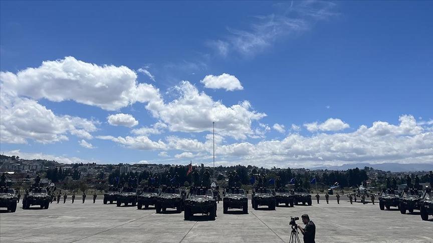 Ekvador, Türk Yapımı Zırhlı Araçları Teslim Aldı 3 ve bir ulkeye daha satisi gerceklesti cumhurbaskaninin katildigi torenle teslim aldilar 3 2buj9vkE