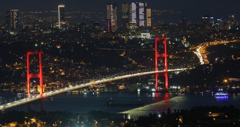15 Temmuz Şehitler Köprüsü bu gece 5 saat trafiğe kapatılacak