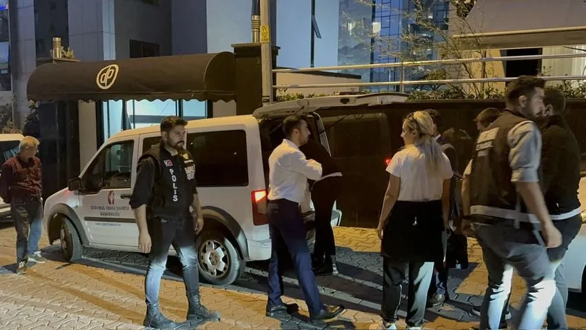 Dilan Polat'ın Ofisinde Neler Bulundu? 5 3 dilan polat 9hh2