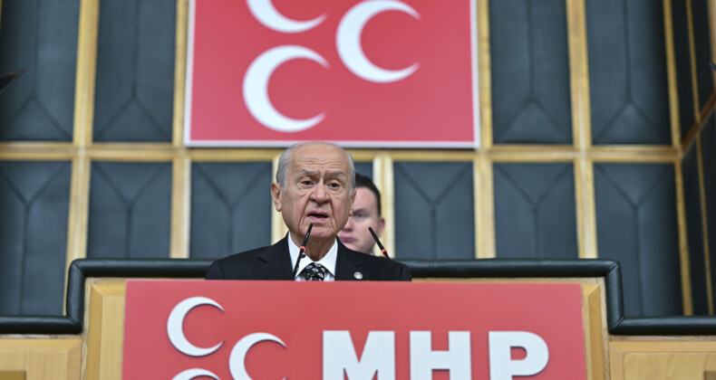 Bahçeli’den Emekli Açıklaması:” Boynumuzun Borcudur!”